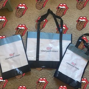 Vineyard Vines tote bags